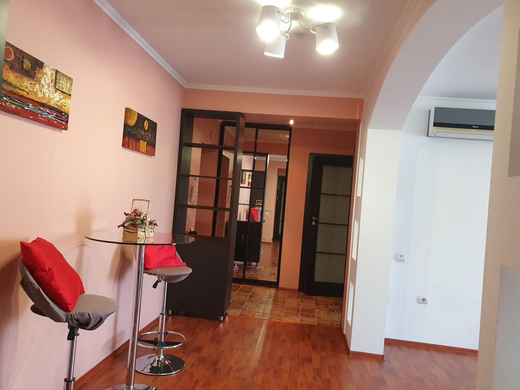 Mitropolit Dosoftei Street Кишинів