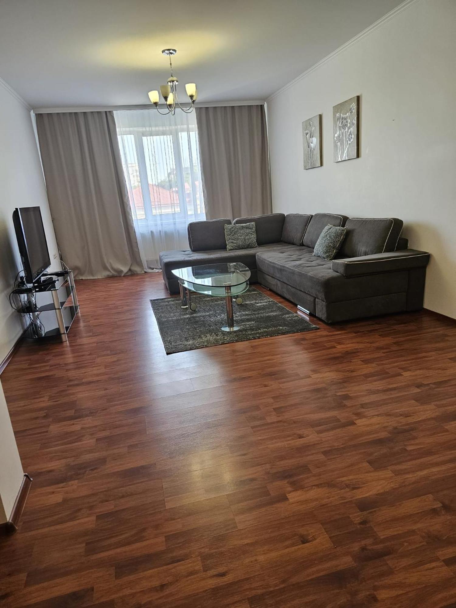 Apartment Mitropolit Dosoftei Street Kischinau