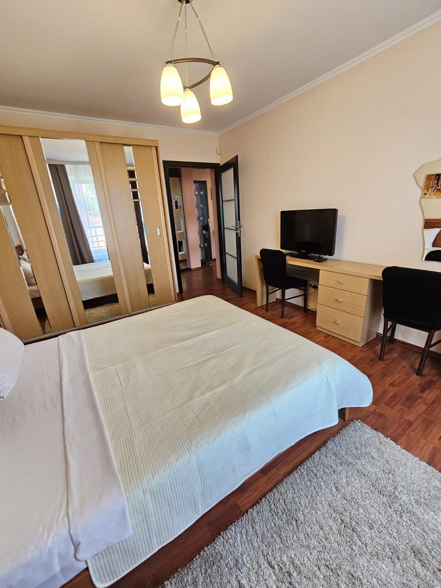 Apartment Mitropolit Dosoftei Street Kischinau